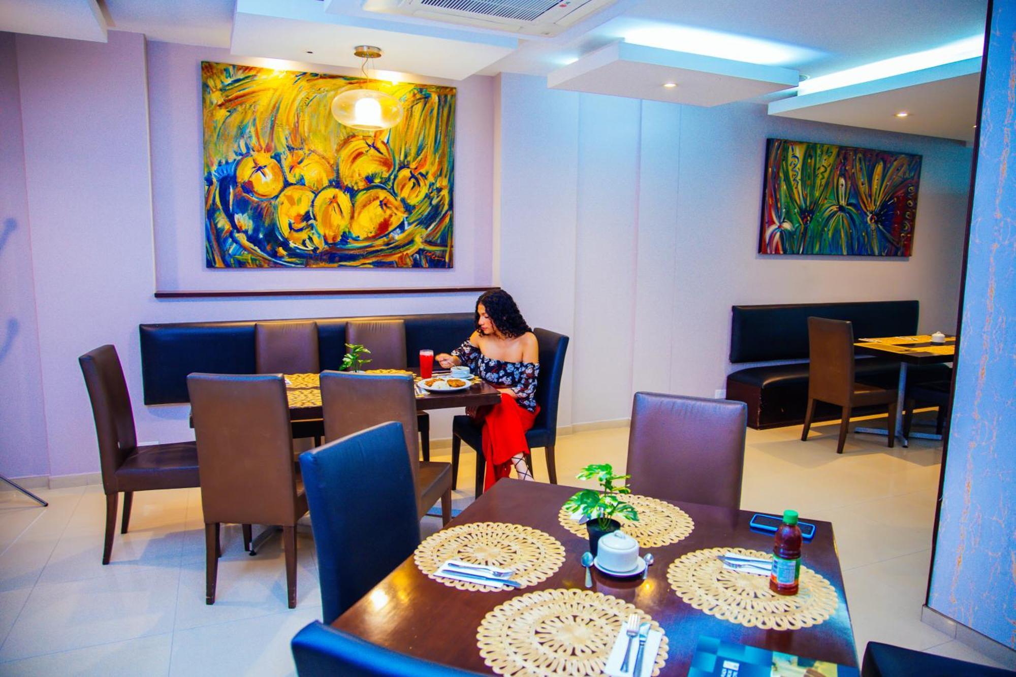 Hotel Plaza Las Americas كالي المظهر الخارجي الصورة
